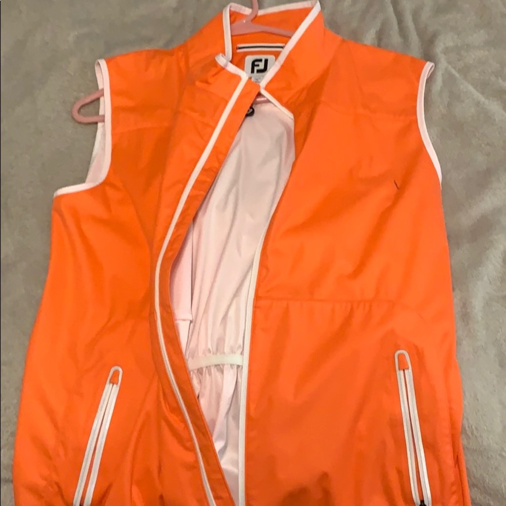 vest